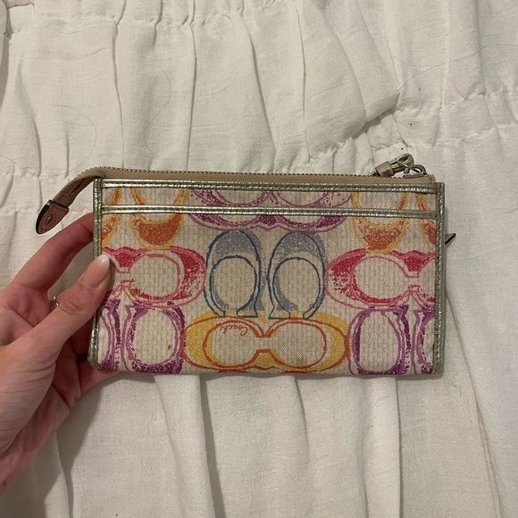 COACH Poppy Dream C Zippy Wallet  Rainbow Wristlet - Picture 3 of 5